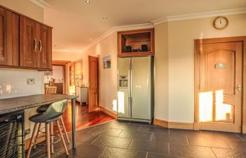 Benderloch House & Frobost Lodge Holiday Home