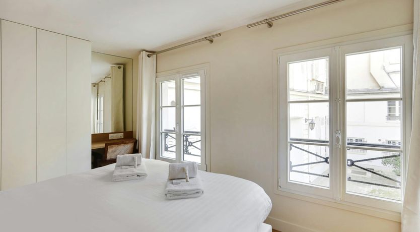 Photo of Elegant City