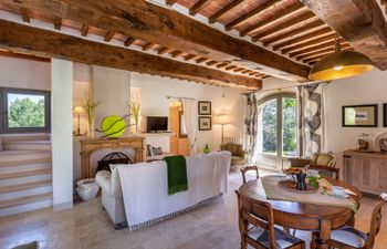 Tuscany Stone Holiday Home