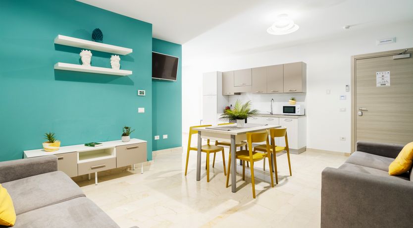 Photo of Pearl Shore