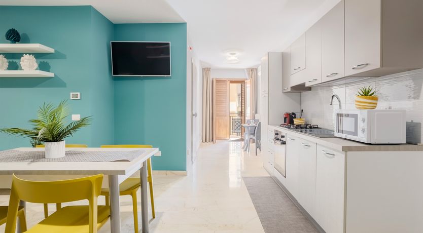 Photo of Pearl Shore