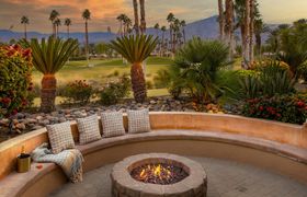 Photo of desert-luxury