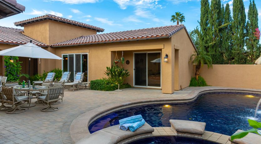 Photo of Desert Luxury