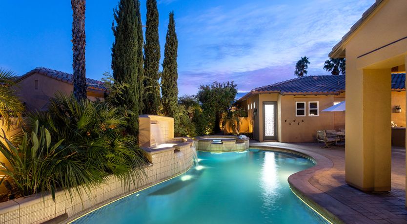 Photo of Desert Luxury