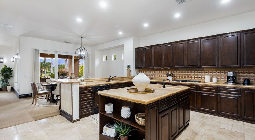 Photo of Desert Luxury