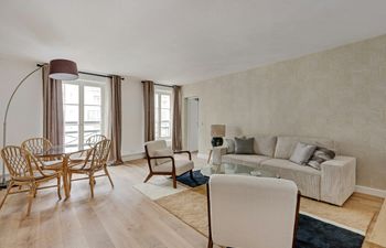 The Golden Address Holiday Home
