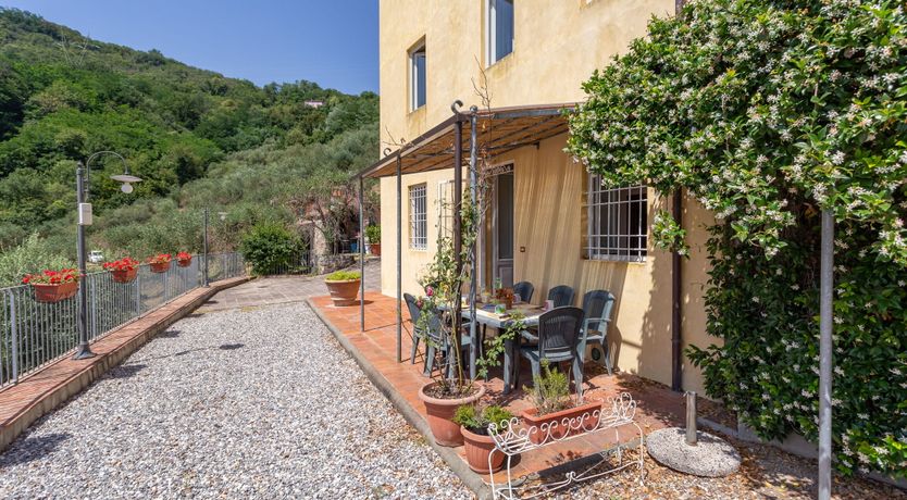 Photo of Lovely Courtyard