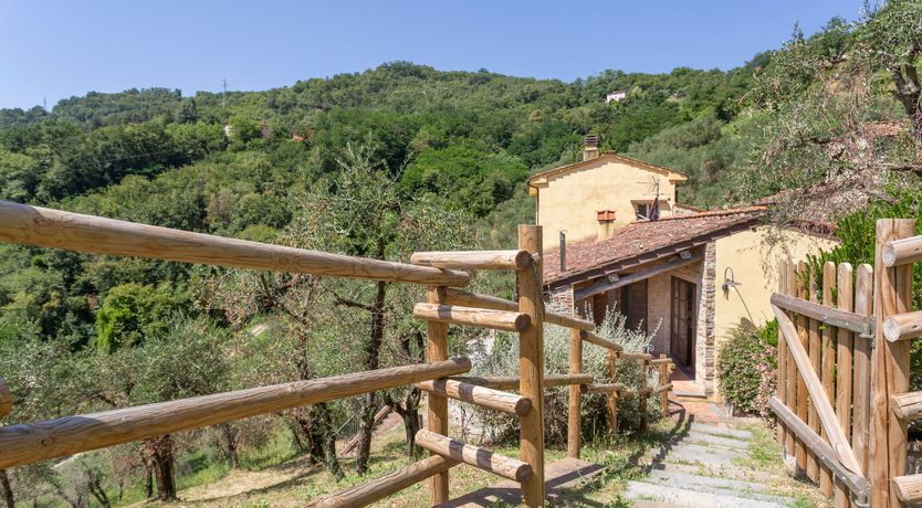Photo of Lovely Courtyard