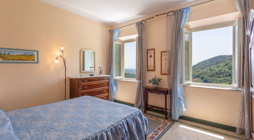 Photo of Lovely Courtyard