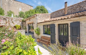 Old French Charm Holiday Home