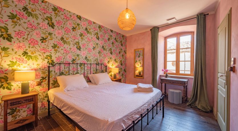 Photo of Martinet's Return