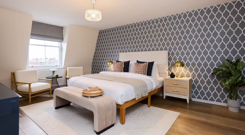 Photo of London's Luxuries