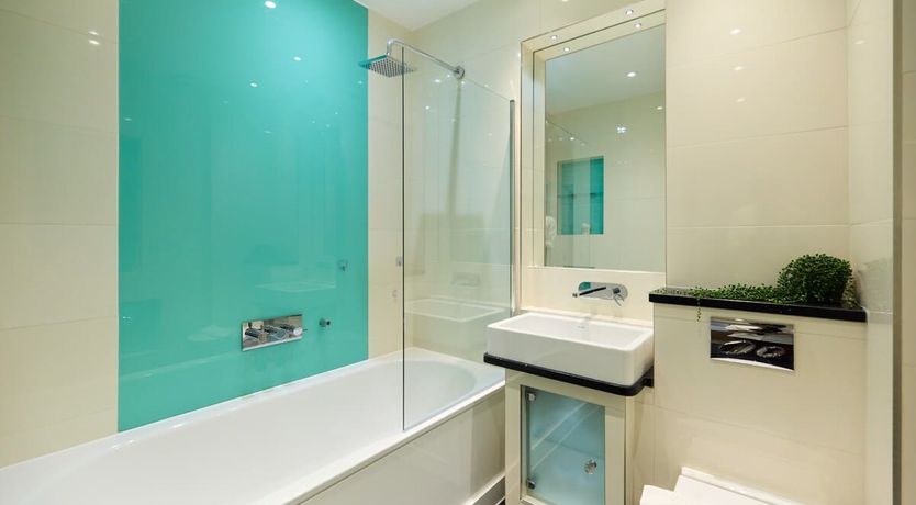 Photo of London's Luxuries