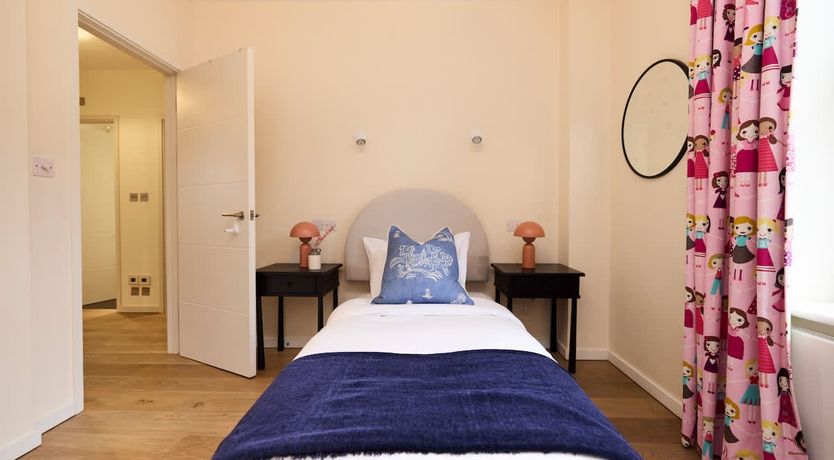 Photo of London's Luxuries