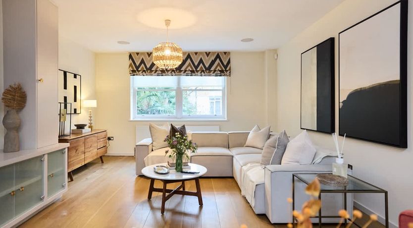 Photo of London's Luxuries