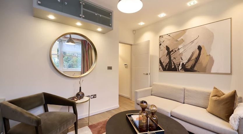 Photo of London's Luxuries