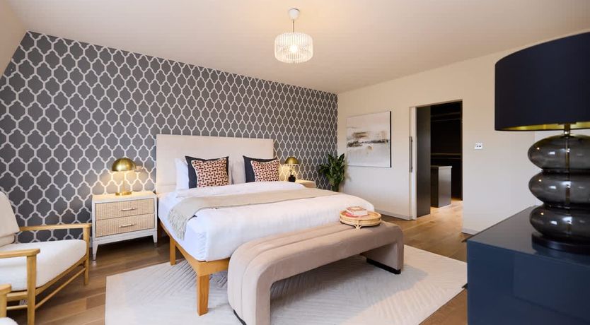 Photo of London's Luxuries