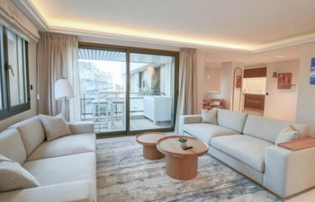 Gateway to Cannes Holiday Home