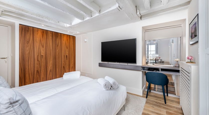 Photo of The Parisian Moment