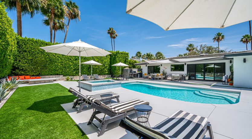 Photo of Mirador Magic