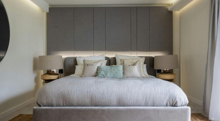 Photo of The Lovely Isle