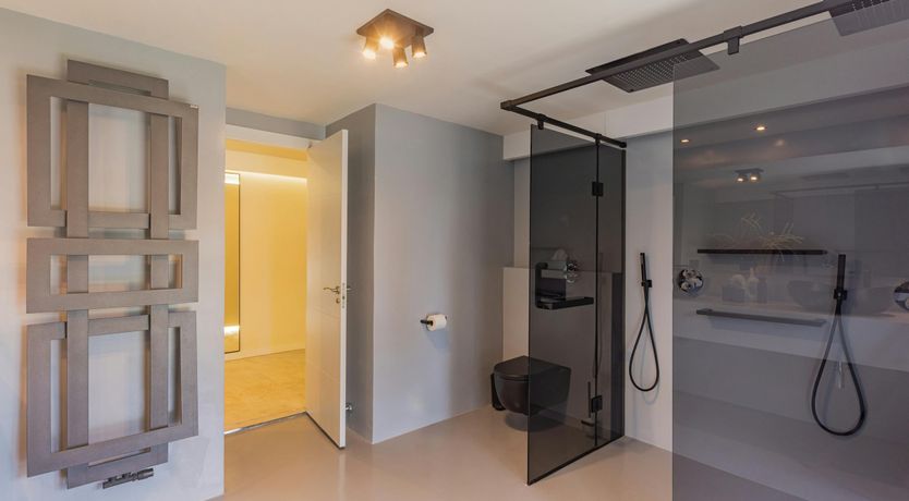 Photo of The Lovely Isle