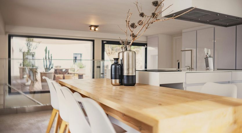 Photo of The Lovely Isle