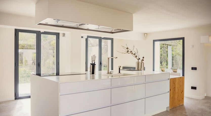 Photo of The Lovely Isle