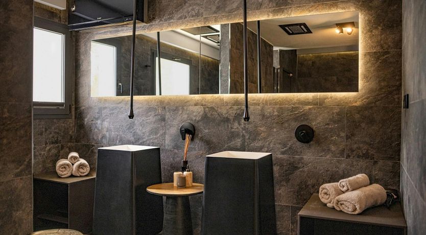 Photo of The Lovely Isle