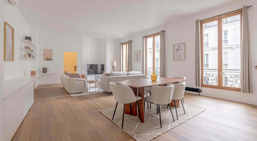 Photo of Elysée Chic