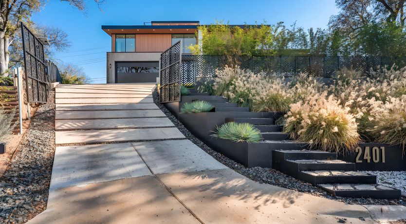 Photo of The Quiet House