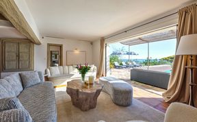 Photo of A Riviera Vista