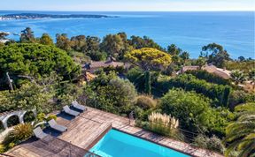 Photo of A Riviera Vista
