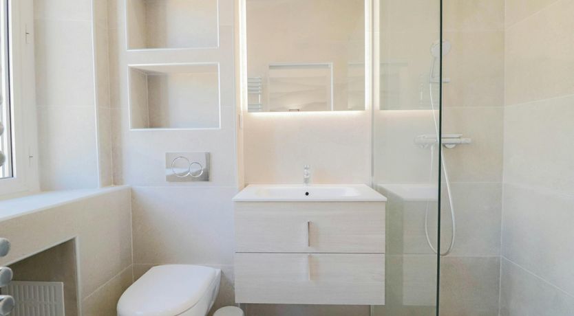 Photo of Riviera Yellow