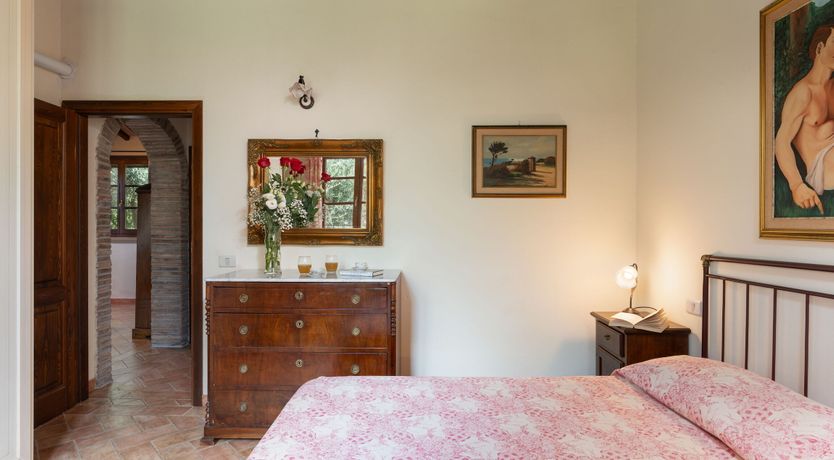 Photo of Hillside Bella