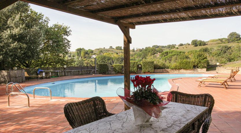 Photo of Hillside Bella