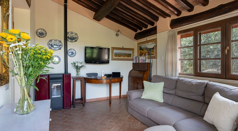 Photo of Hillside Bella