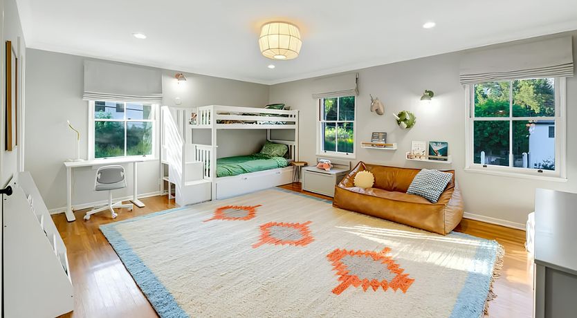 Photo of Mountain Jewel