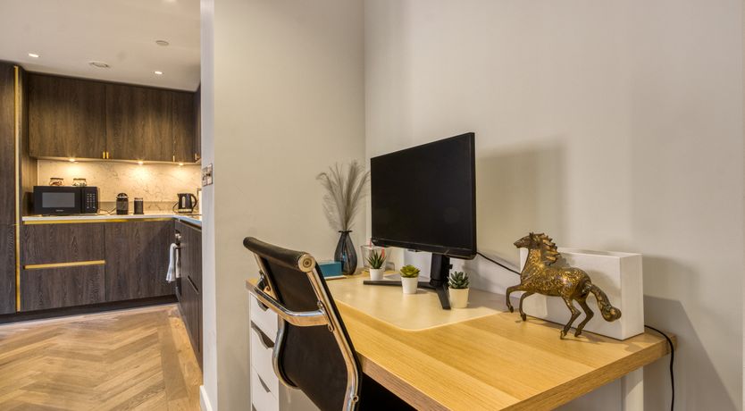 Photo of Gateway to Paddington