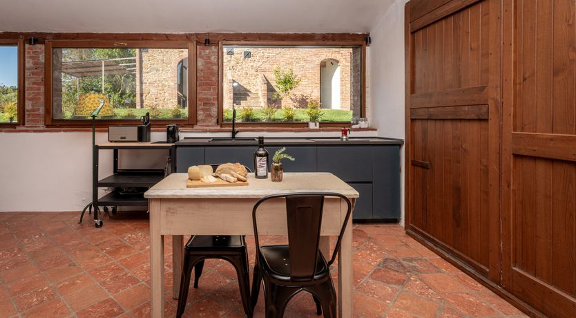 Photo of Terra & Gold