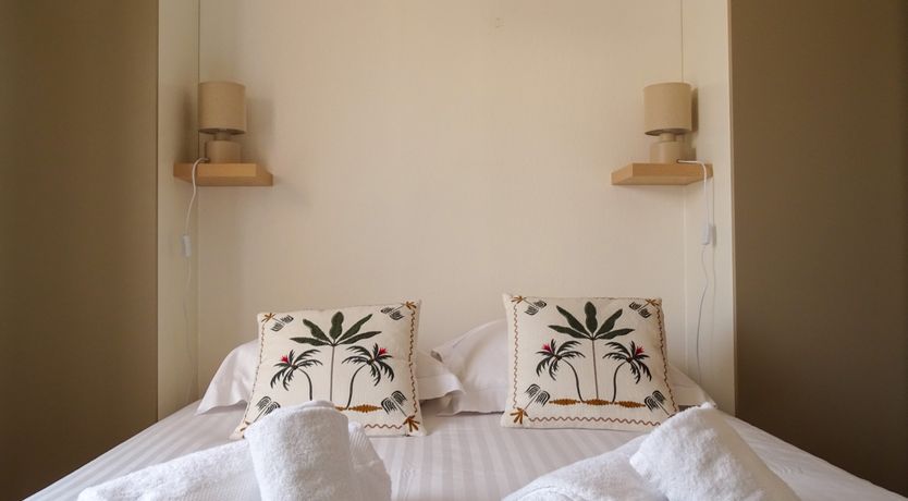 Photo of Carnot Charm