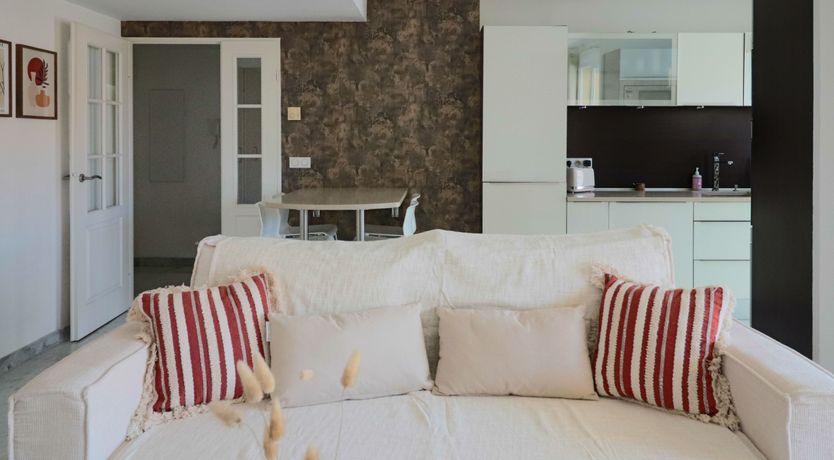 Photo of Carnot Charm