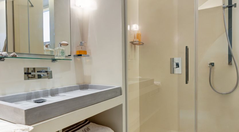 Photo of Roman Dream