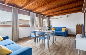 Sea & Land Holiday Home