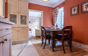 The Avonside Abbey Holiday Home