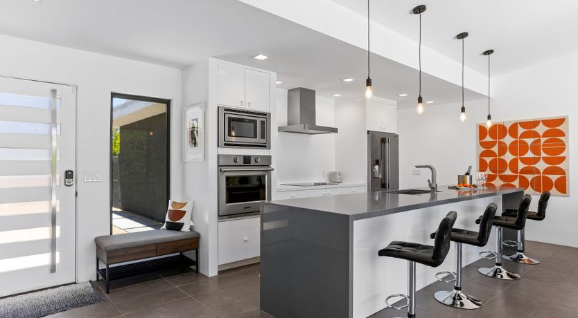 Photo of Sunshine Springs