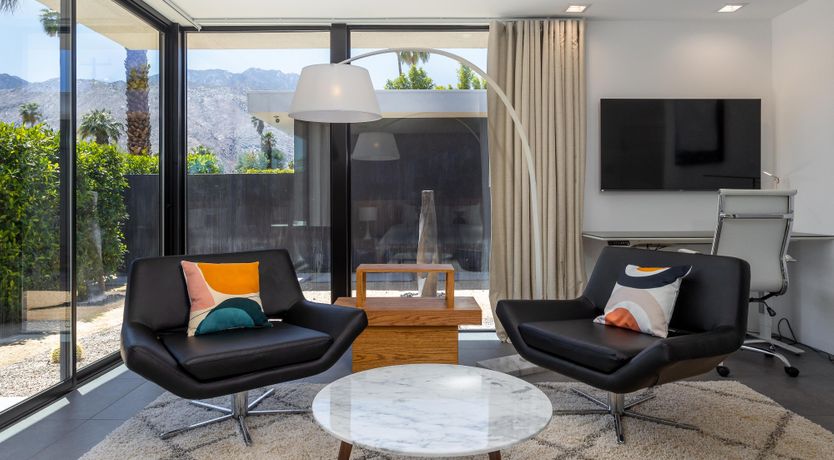 Photo of Sunshine Springs