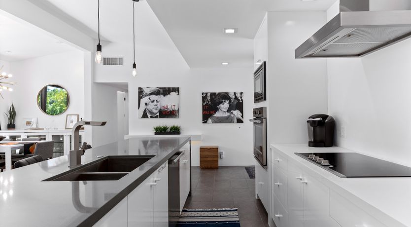 Photo of Sunshine Springs