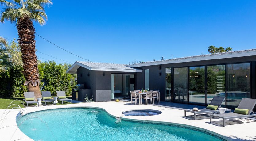 Photo of Sunshine Springs