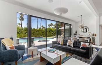 Sunshine Springs Holiday Home